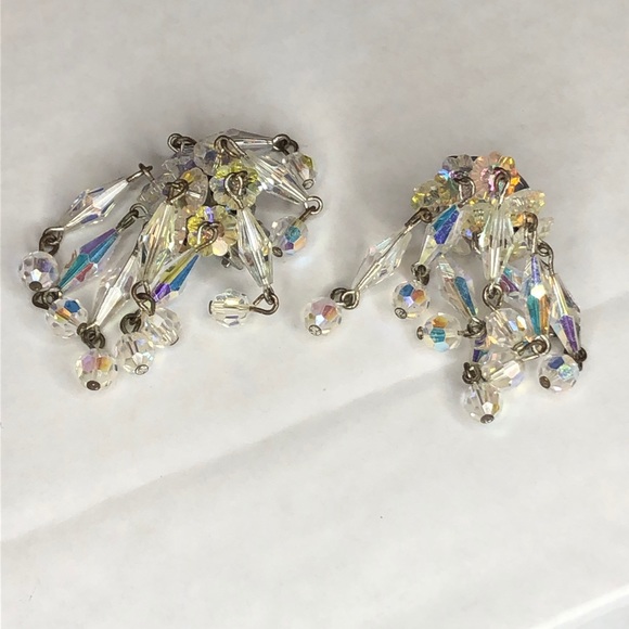 Jewelry - Vintage Crystal Chandelier Pierced earrings